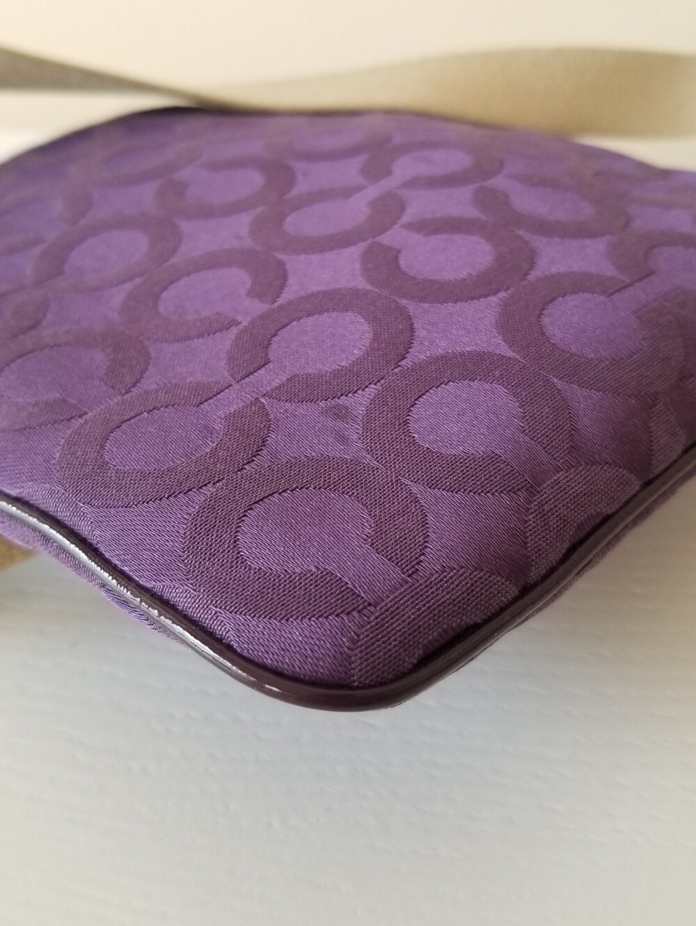 Coach Crossbody Bag - Picture 4 of 15